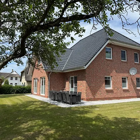 펜션 Grosses In Mellnitz Auf Ruegen Mit 5 Schlafzimmer 포세리츠